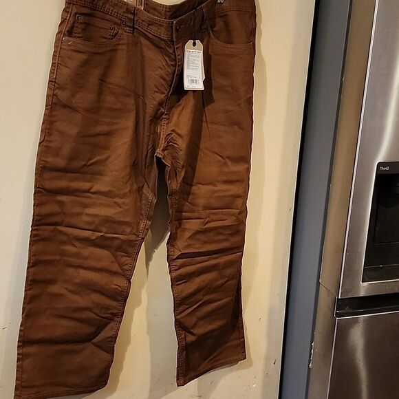 Men's PrAna pants NWT Size 42X28 - Picture 1 of 4
